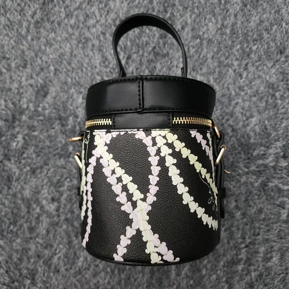 Lola Miller Simply Sisters Crown Flower Round Crossbody Bag Hawaii